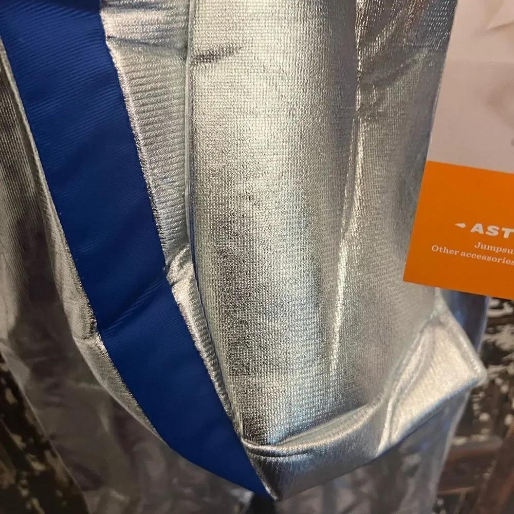 NWT Boys Astronaut Halloween Costume.  Size Medium 8-10.